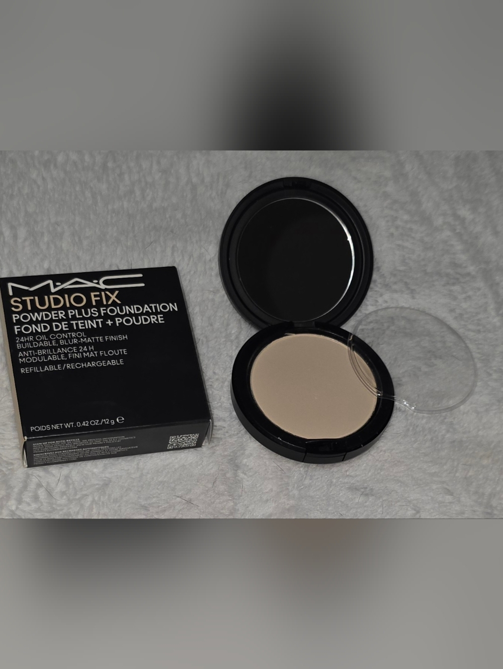 MAC Cosmetics Studio Fix Powder Plus Foundation NC5 - Compact Pressed Powder - Picture 7 of 7